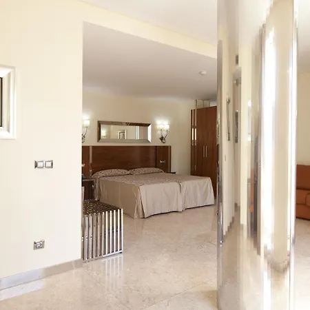 Gran Sol 4* سلامنكا