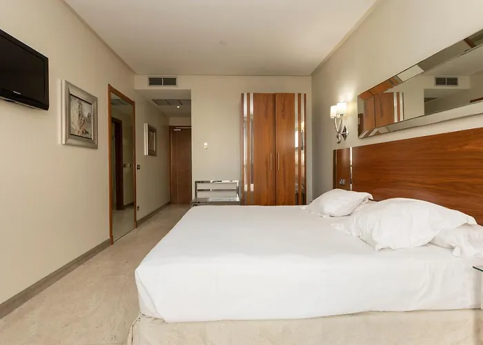 호텔 그랜 코로나 솔 4*