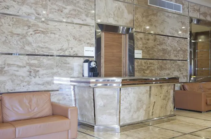 그랜 코로나 솔 4*